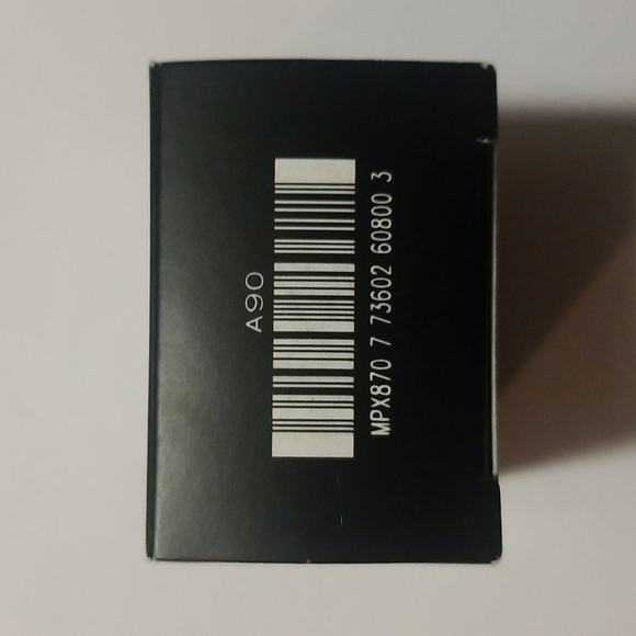 MAC Clearwater Pro Longwear Paint Pot - Picture 8 of 8